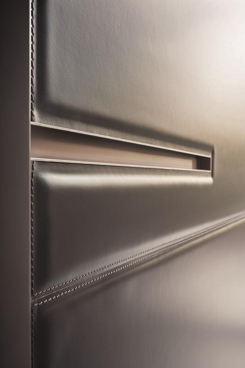 Wardrobe with sliding doors custom | Warm by Lema