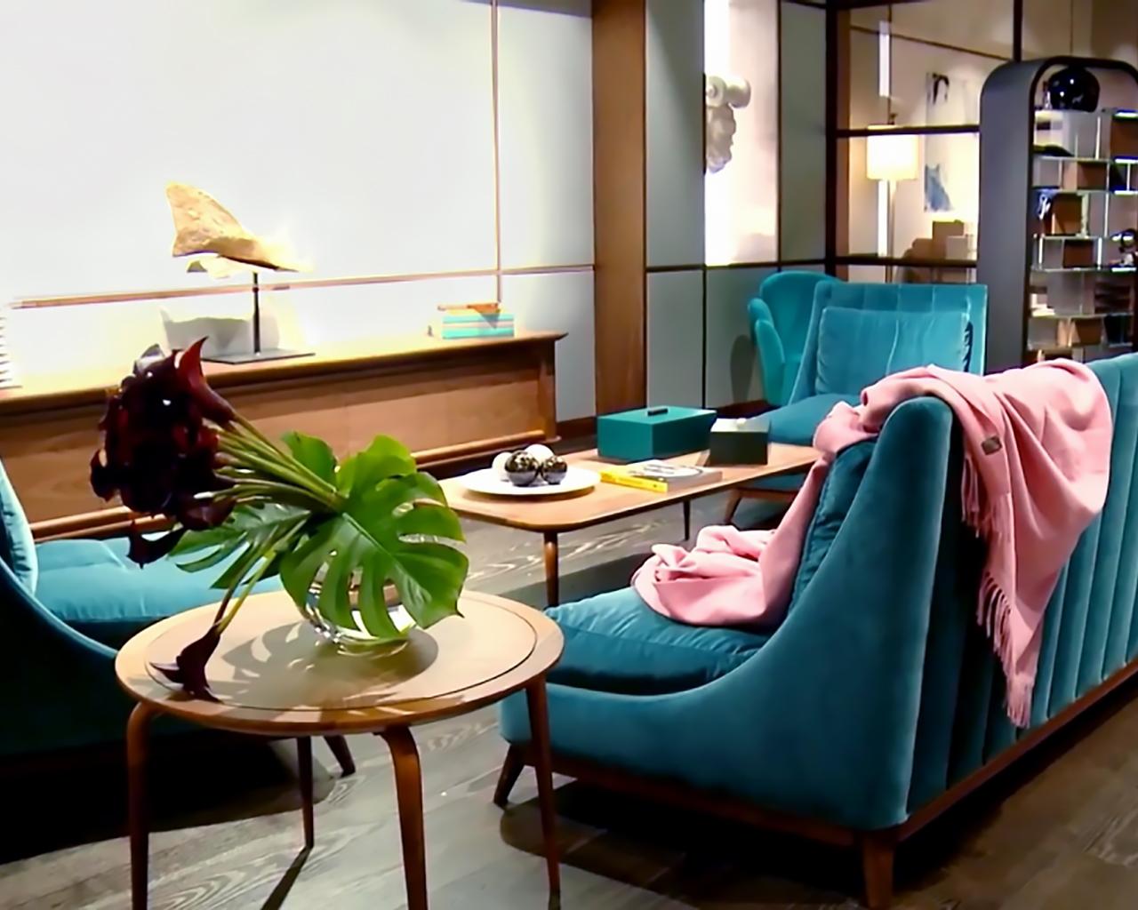 Curved velvet sofa | Galatea by Annibale Colombo