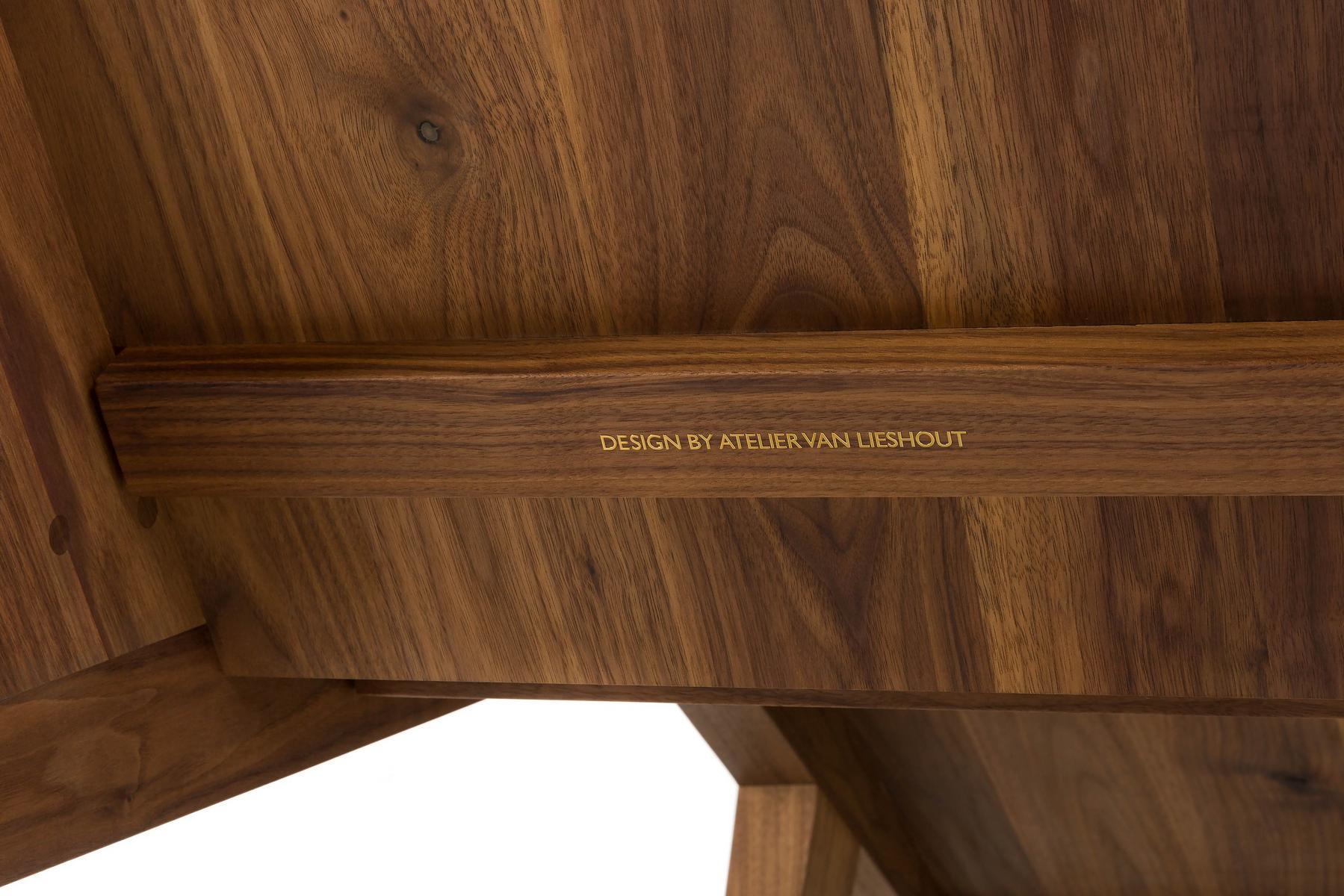 Wooden Chaise longue | Liberty Lounger by Moooi