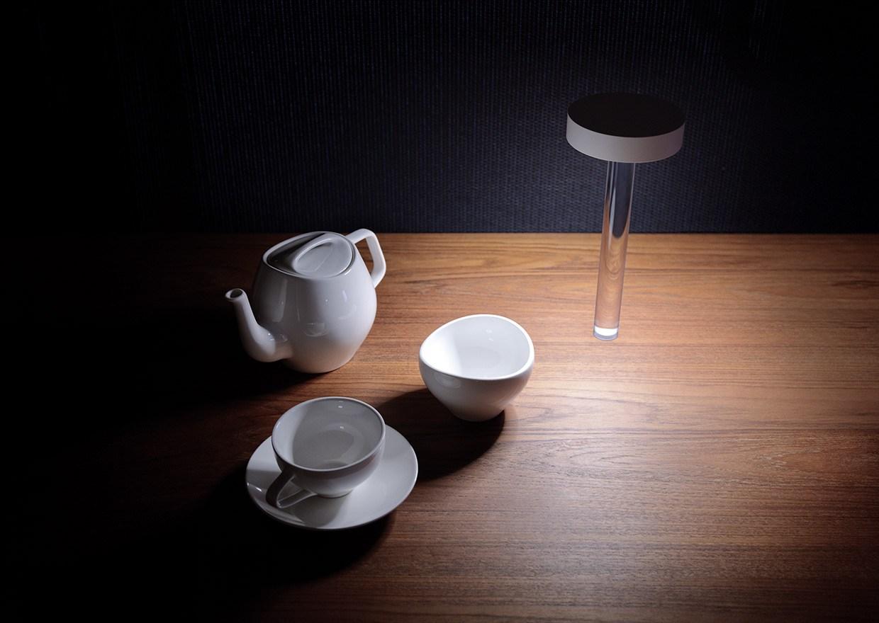 LED cordless table lamp | Tetatet Flûte by Davide Groppi