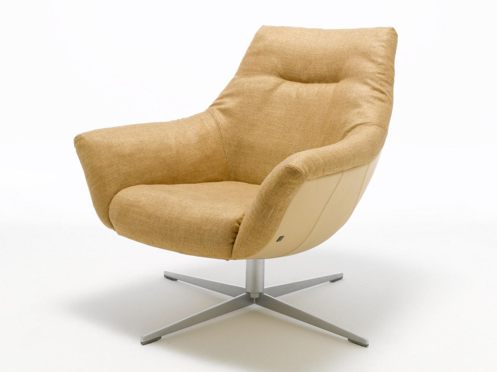 Fabric armchair with armrests | 566 by Rolf Benz