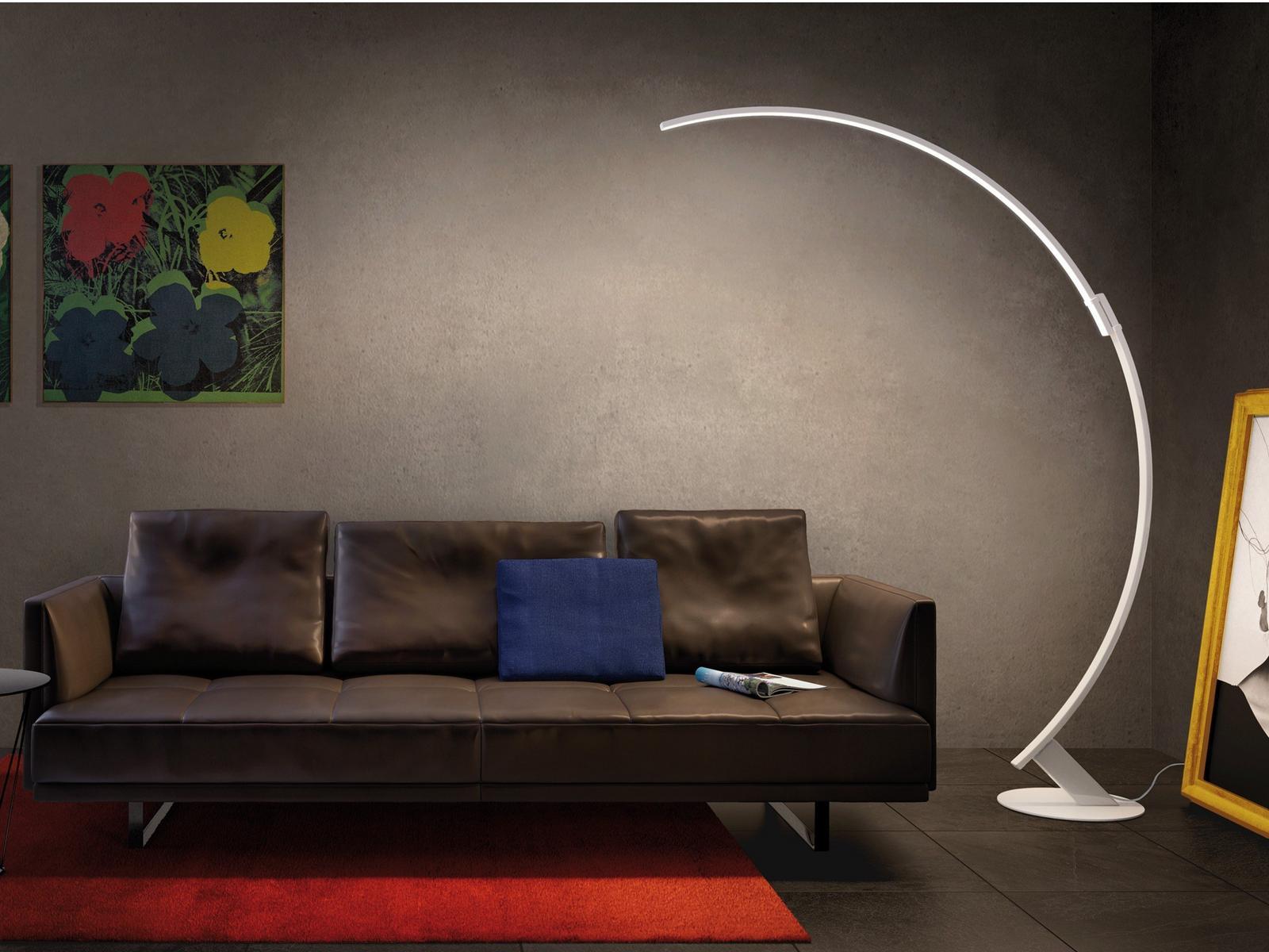 LED height-adjustable aluminium floor lamp | Kyudo by Kundalini