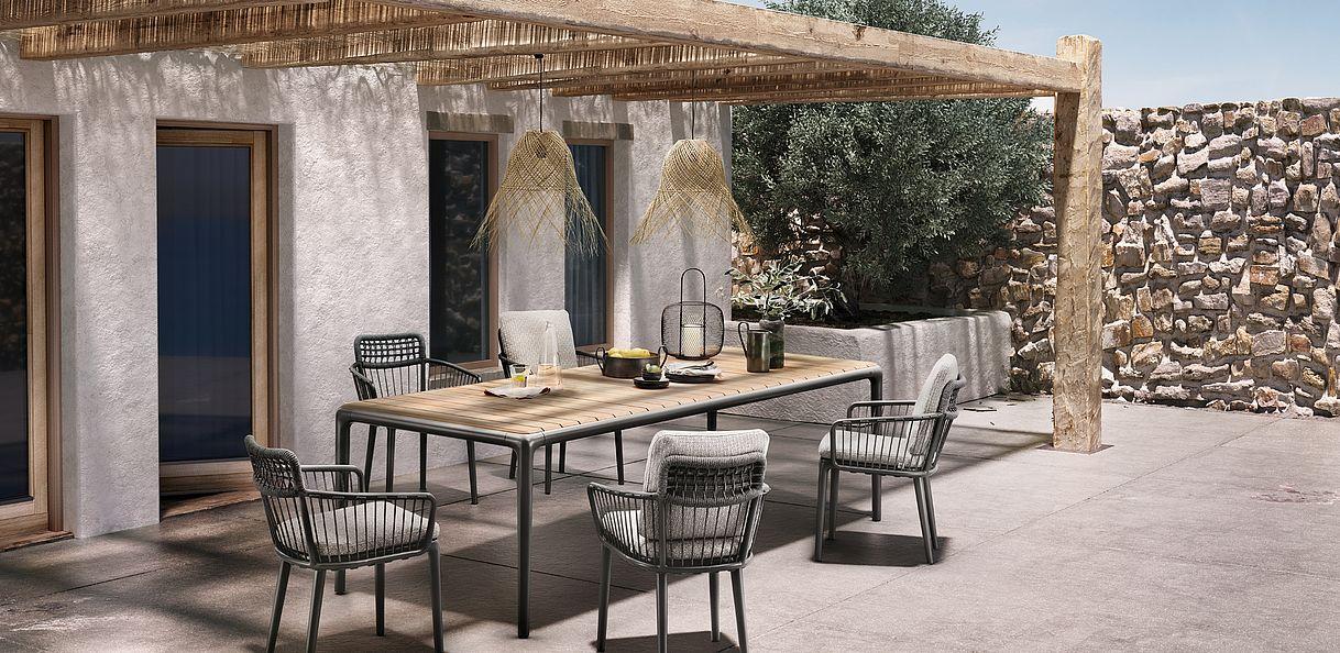 Rectangular garden table with teak top | 250 Yoko by Rolf Benz