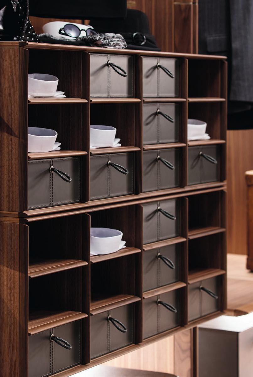 Sectional wooden walk-in wardrobe | My Suite by Porada