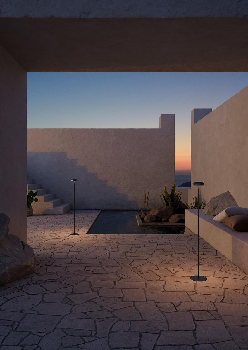 Multifunctional portable floor lamp | Float by Axolight