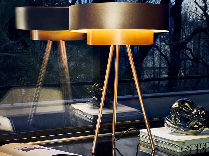 Metal table lamp | Planet by Riflessi