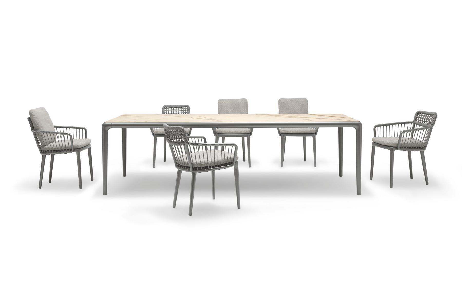 Upholstered aluminium garden chair with armrests | 232 Yoko by Rolf Benz