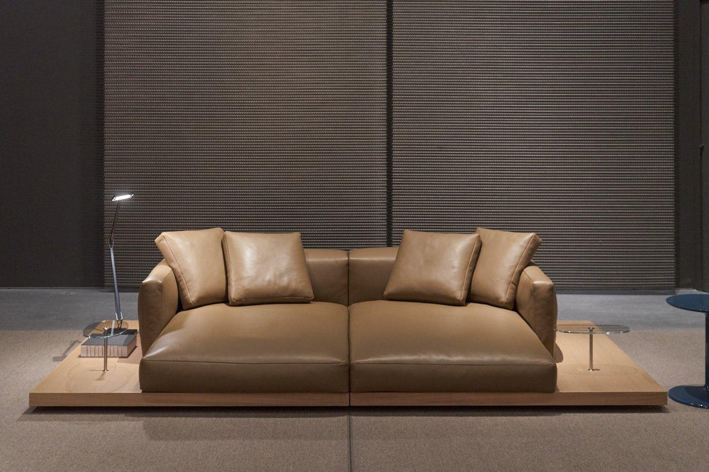 Leather sofa | Dock by B&B Italia