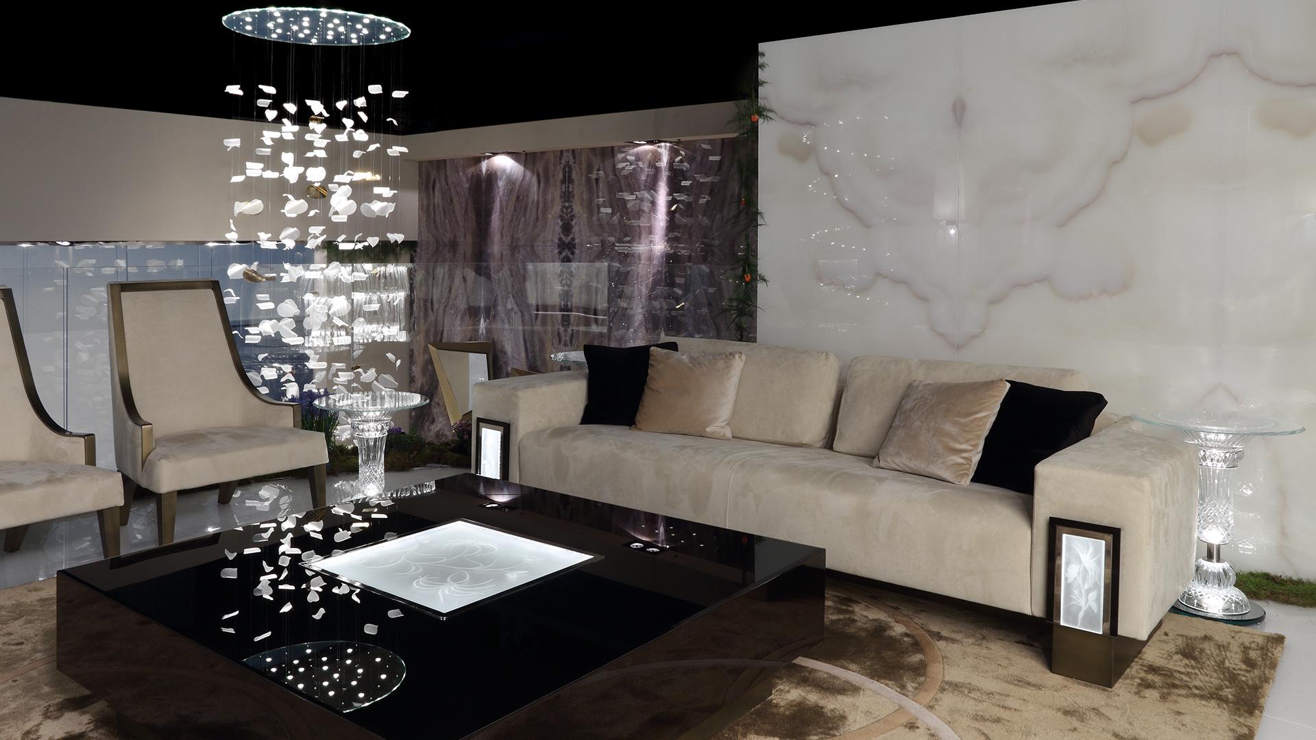 3 seater leather sofa with light | Palazzo Ducale by Reflex