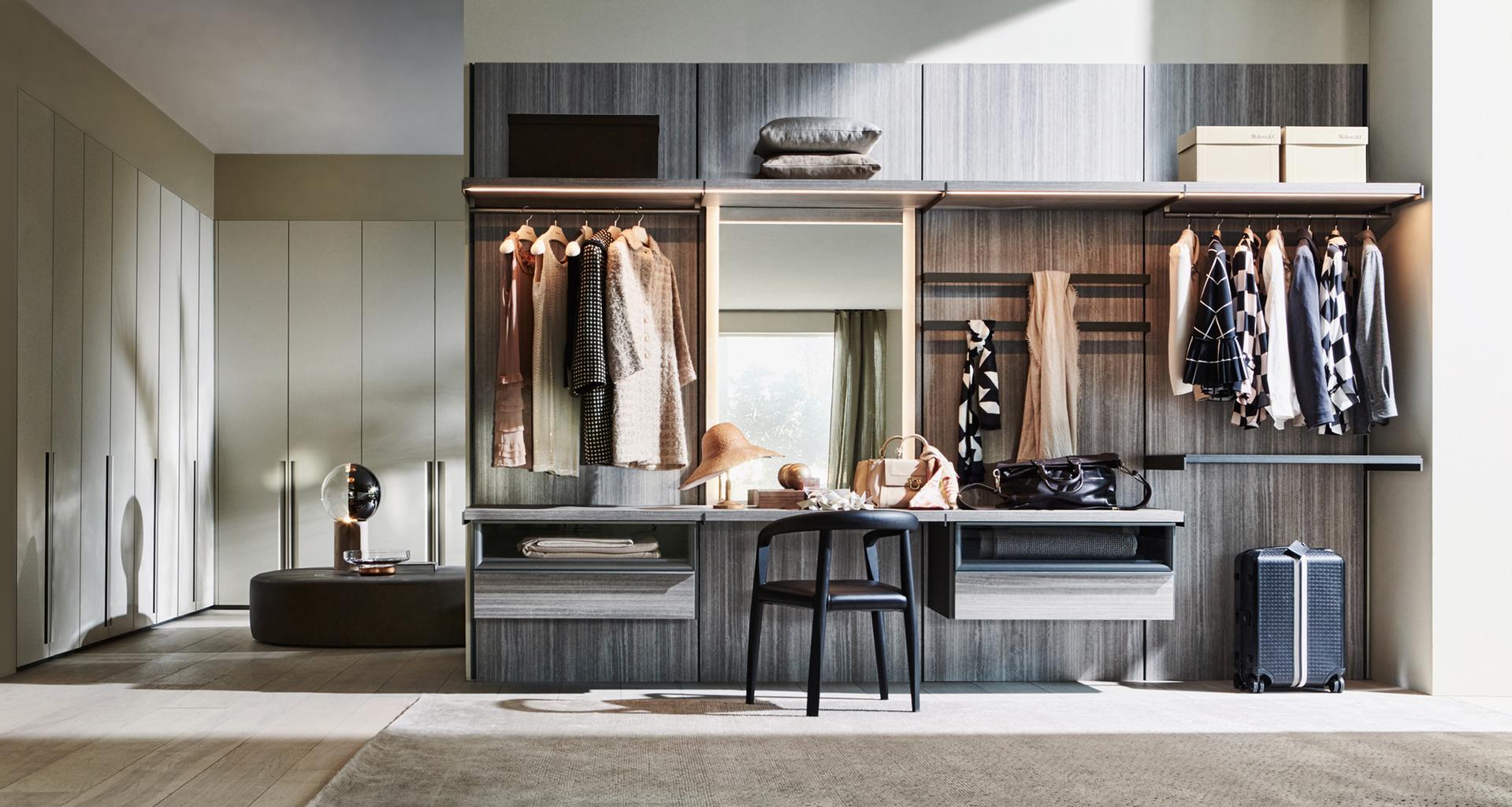 Sectional wooden walk-in wardrobe | Master Dressing by Molteni