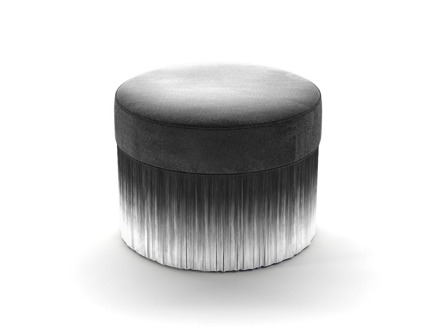 Upholstered fabric pouf | Amami by Moooi