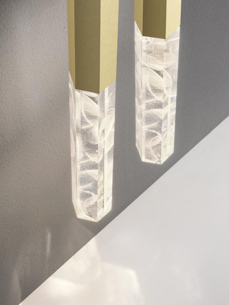 LED metal wall lamp | Shine Plumage Ap by Olev