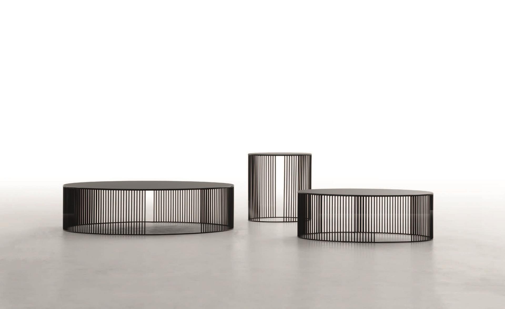 Oval metal coffee table with glass top | Andra by Tonin Casa