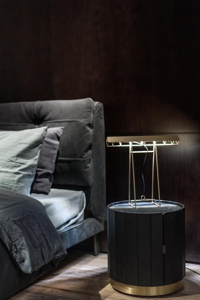 Round bedside table | Ninfea by Baxter