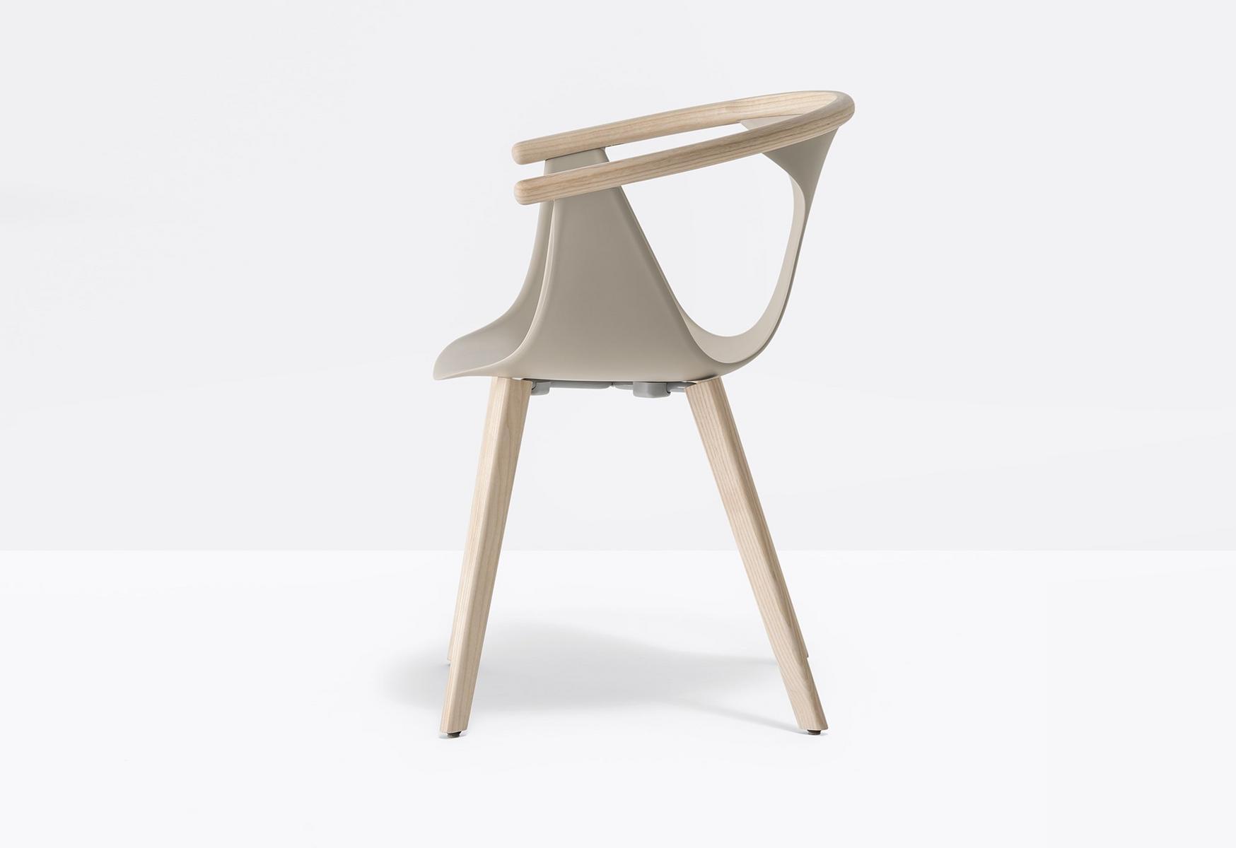 Stackable polypropylene chair with armrests | Fox 3725 by Pedrali