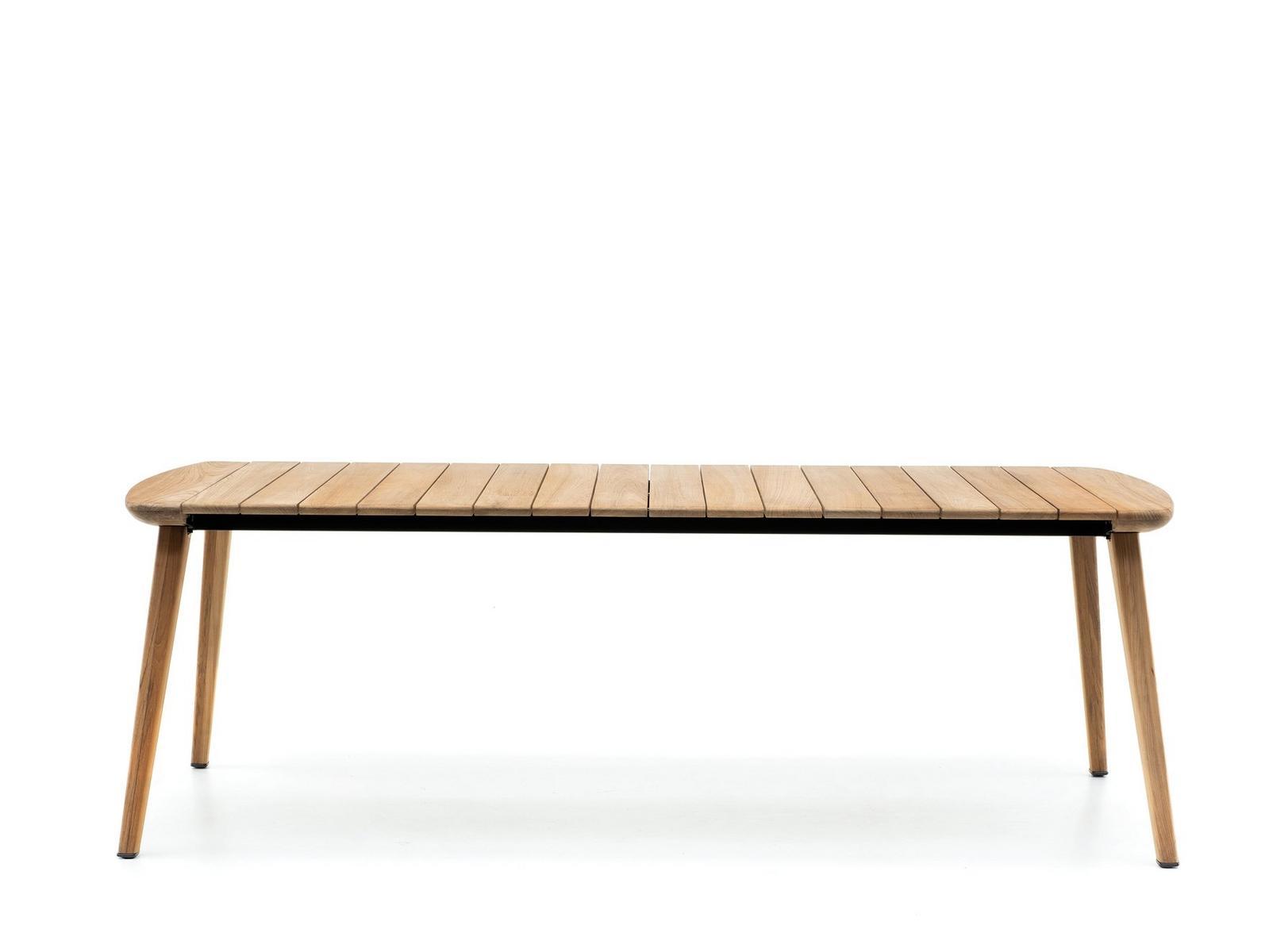 Teak garden table | Fynn Outdoor by Minotti