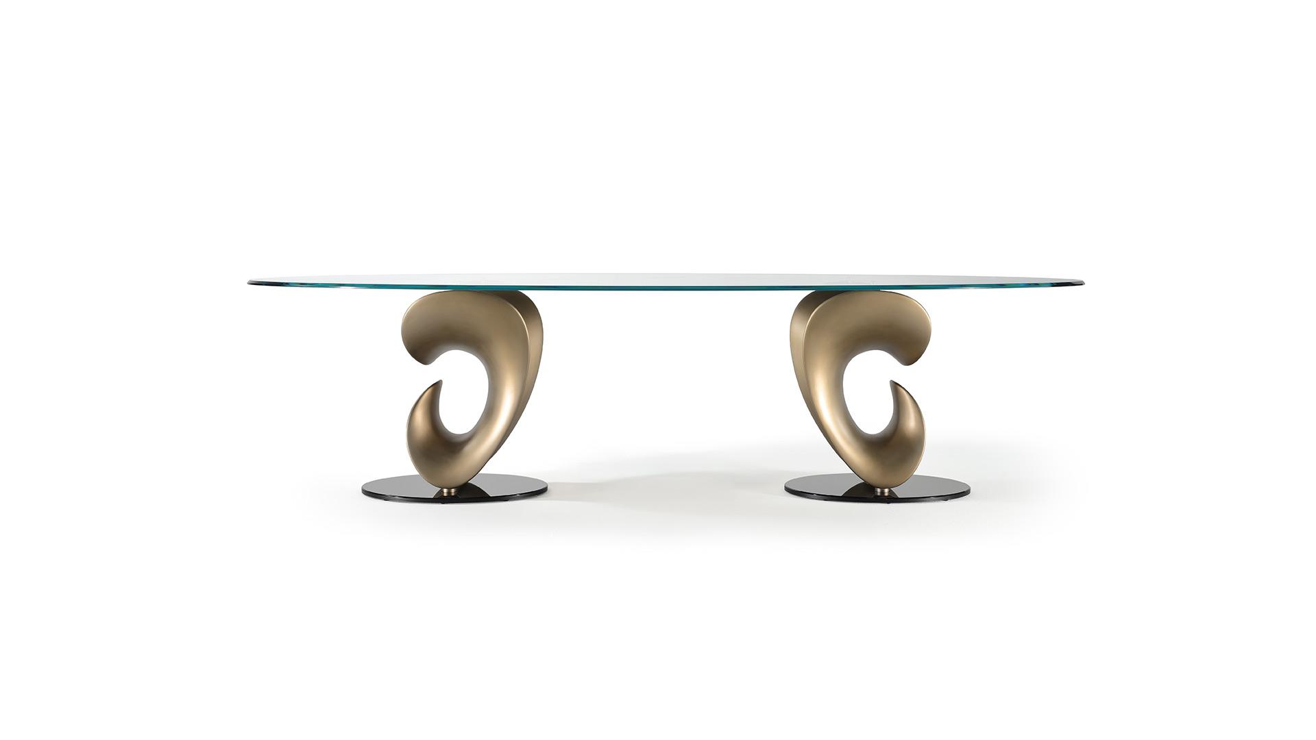 Oval glass dining table | Parentesis by Reflex