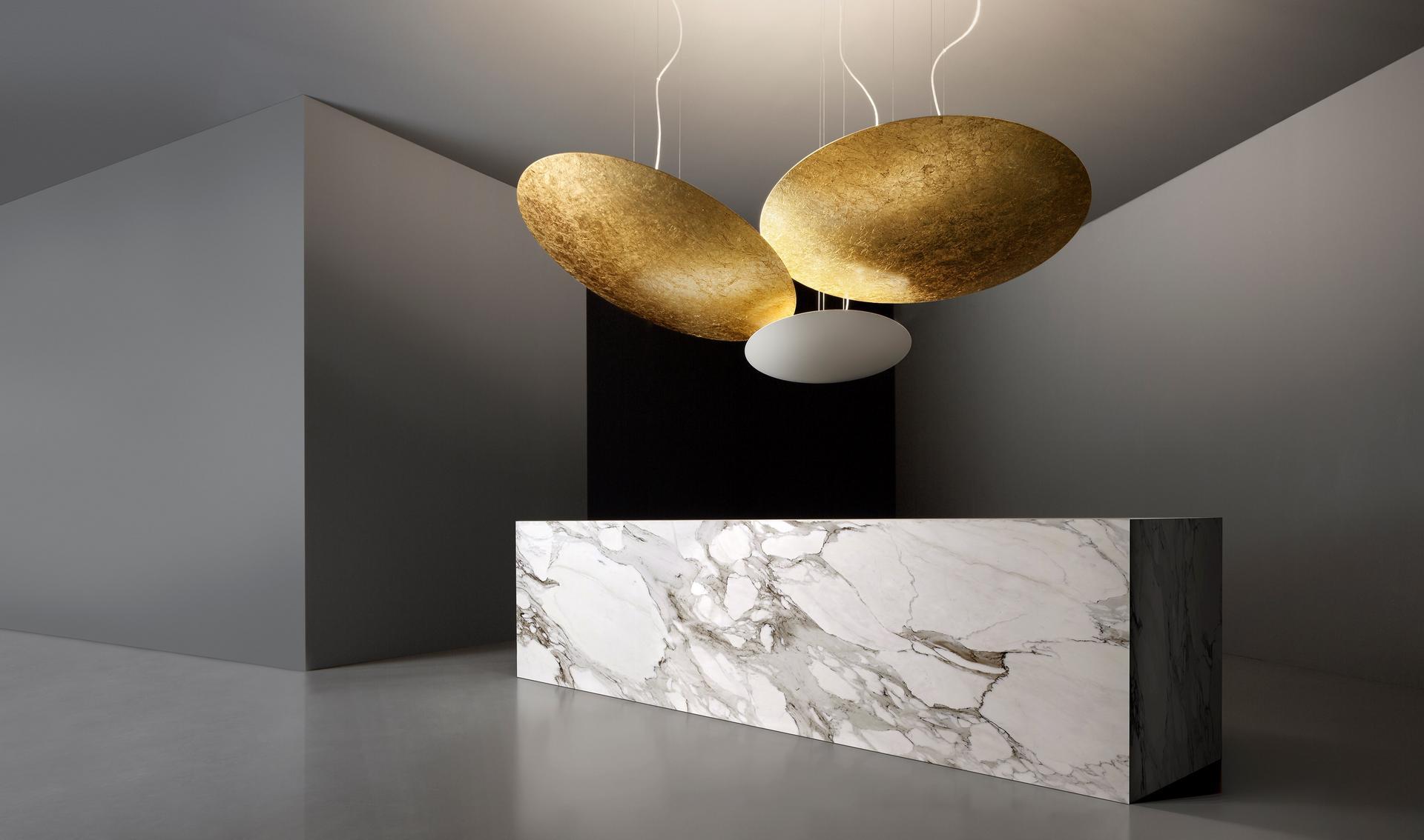 LED indirect light pendant lamp | Gong by Panzeri