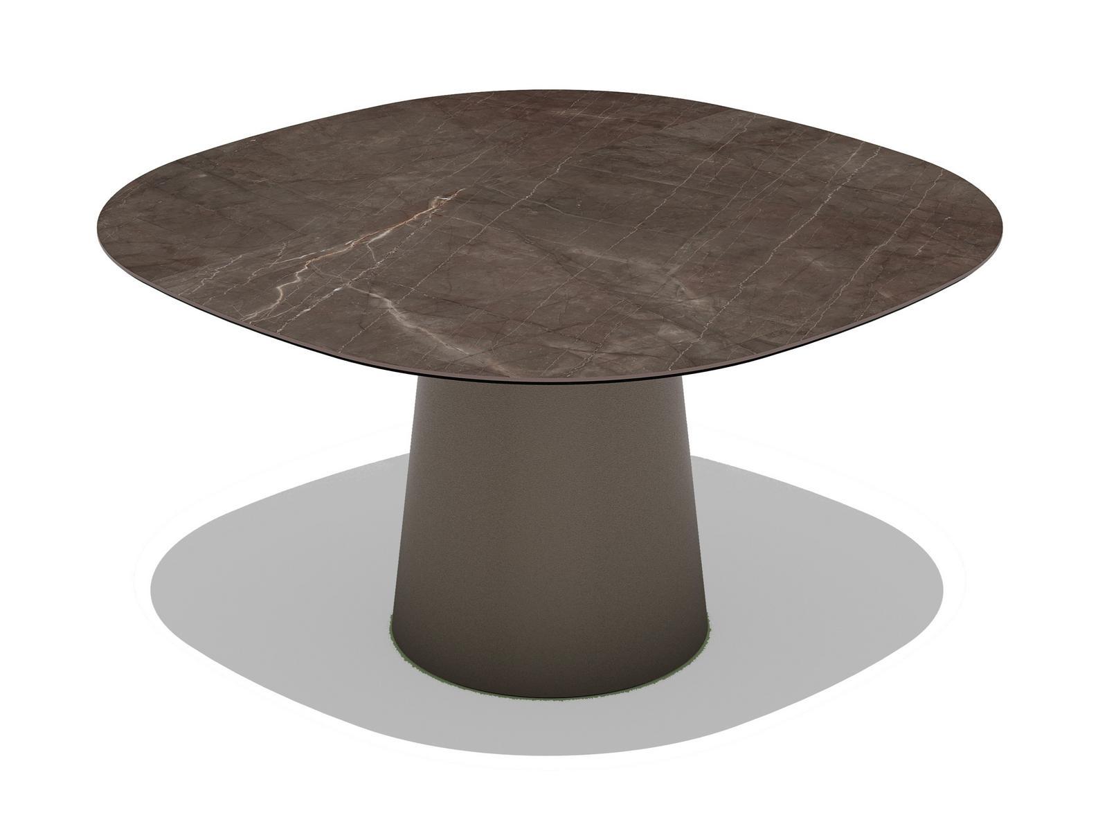 Square ceramic garden table | Totem Outdoor by Sovet