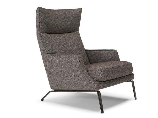 Fabric armchair with armrests | Clemmie by Natuzzi Italia
