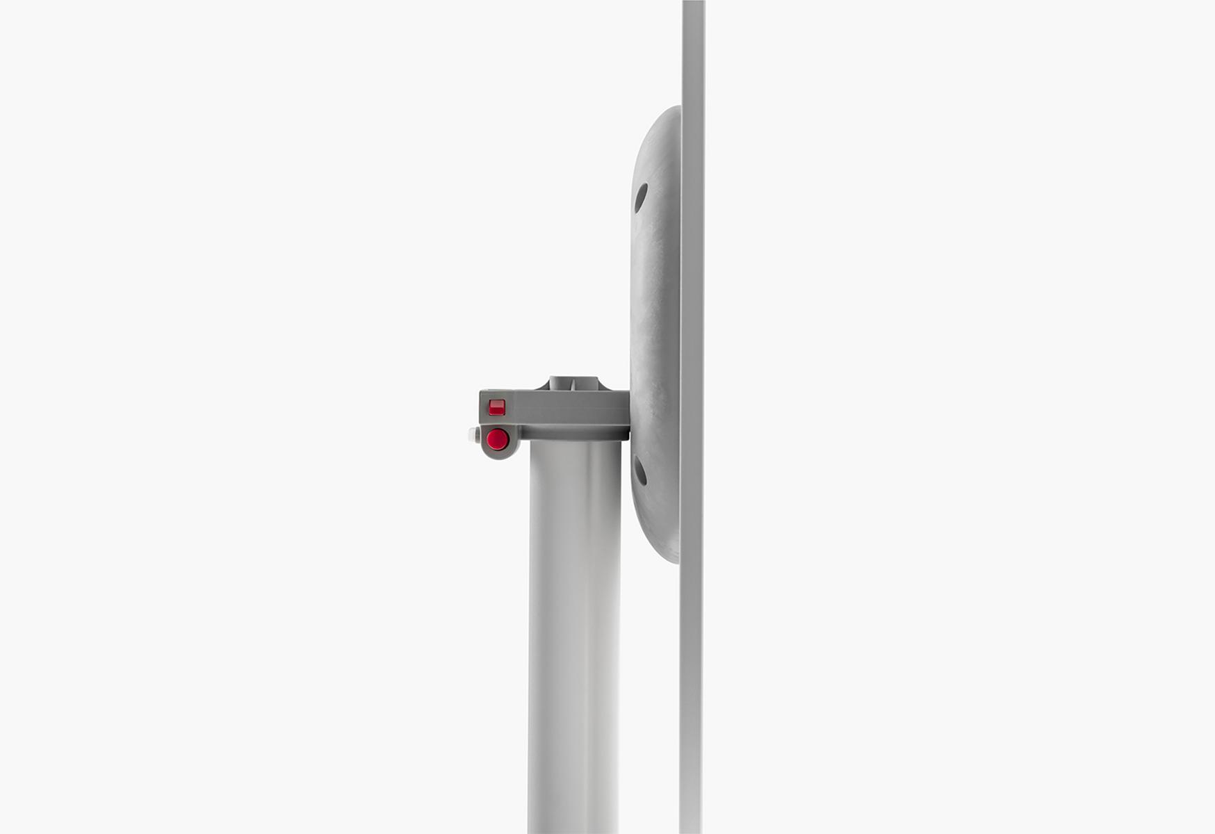 Die cast aluminium high table with 3-star base | Elliot 5474t by Pedrali