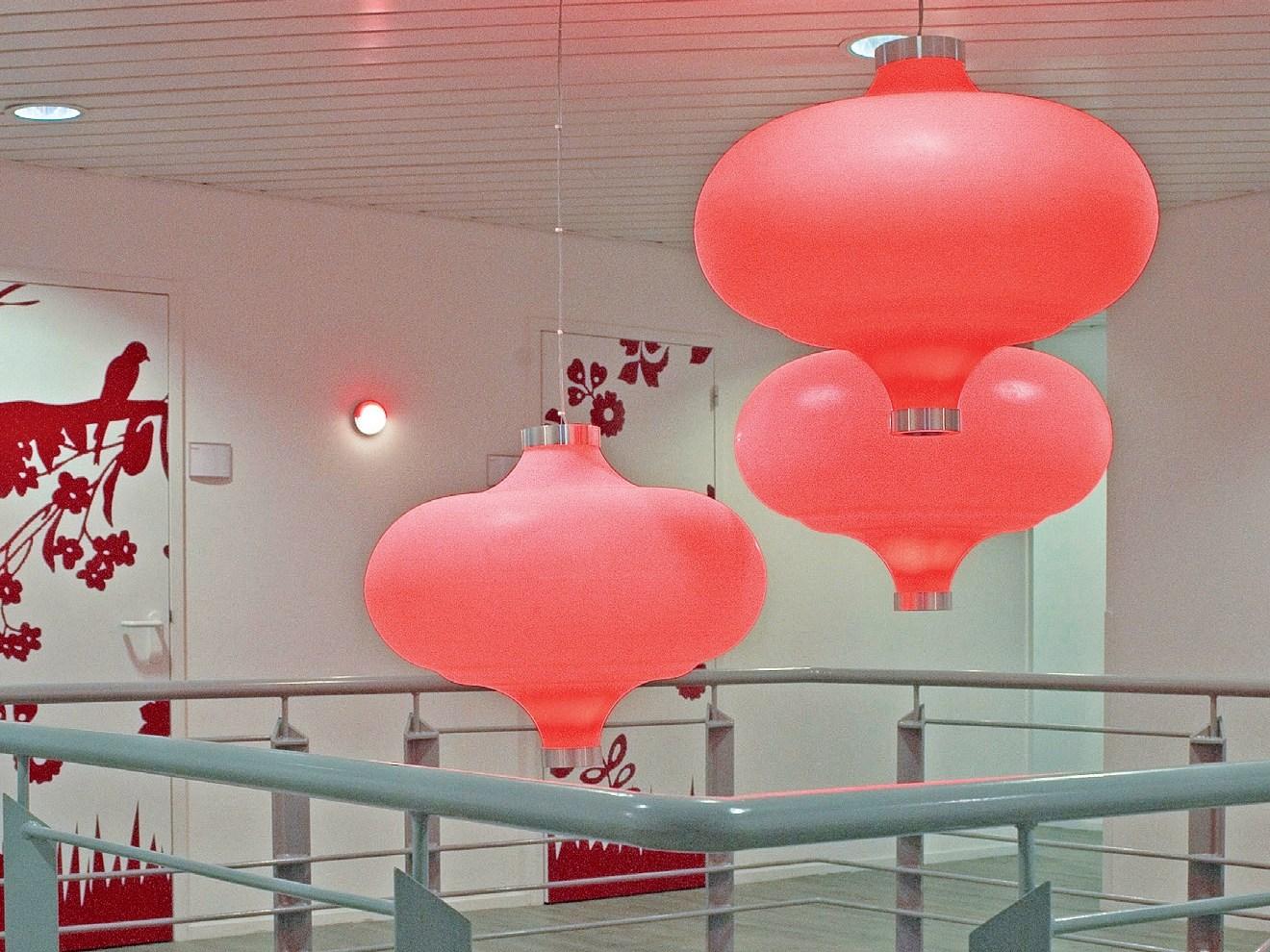 Handmade polyethylene pendant lamp | No Copy by Dark