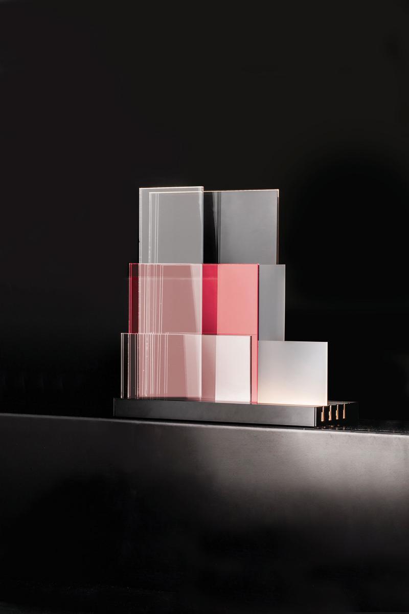 LED methacrylate table lamp | On Lines by Nemo