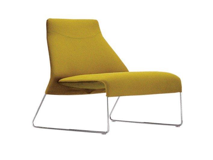 Sled base fabric easy chair | Lazy '05 by B&B Italia