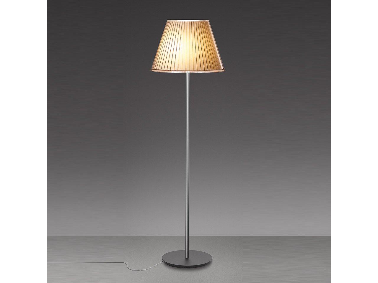 Direct light parchment paper floor lamp | Choose Mega by Artemide