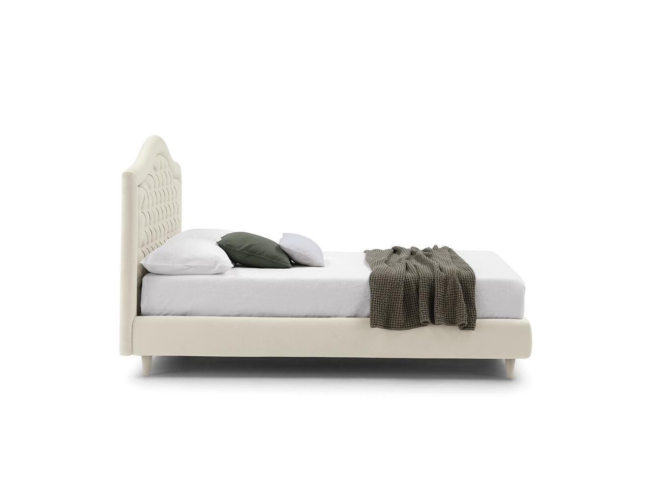 Double bed with tufted headboard | Capri Capitonne’ by Bolzan letti