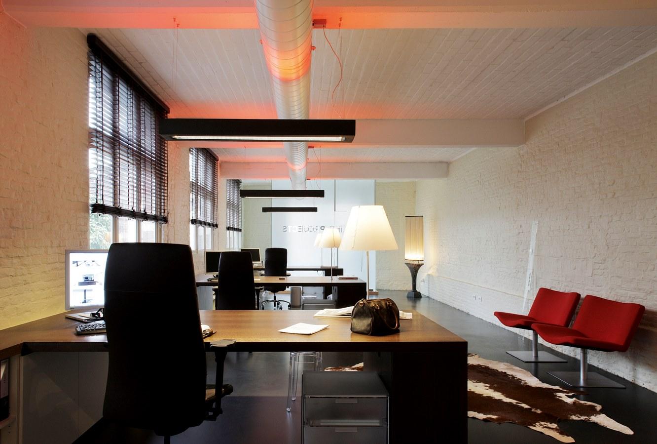 Direct-indirect light leather pendant lamp | D-leather by Dark