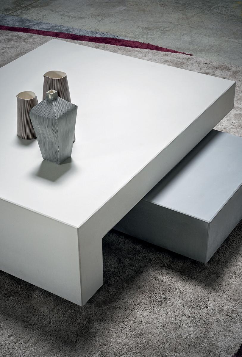 Square cement coffee table | Jenga by Baxter