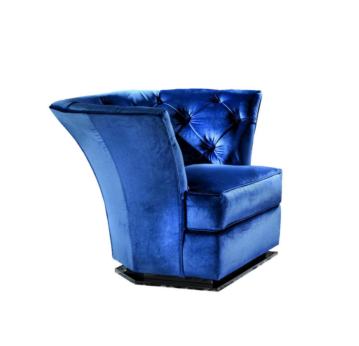 Nabuk armchair | Saki by Longhi