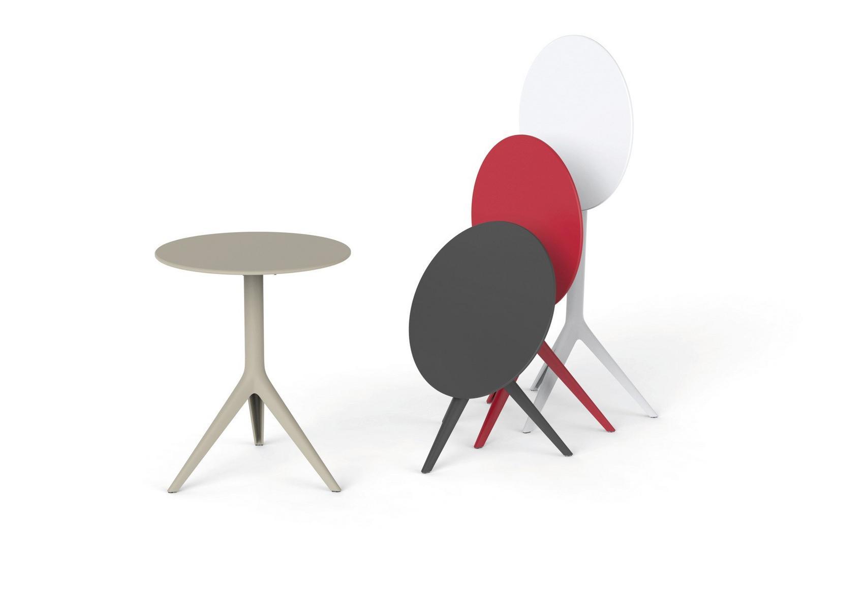 Folding round table | Mari-sol by Vondom