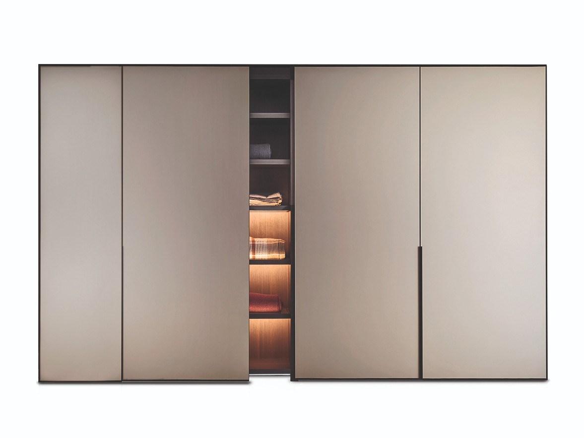 Lacquered wooden wardrobe | Cornice by Pianca