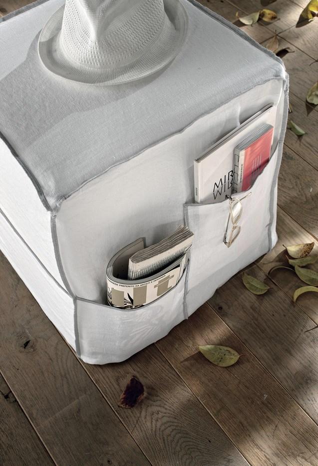 Upholstered square pouf | Cookie by Tomasella