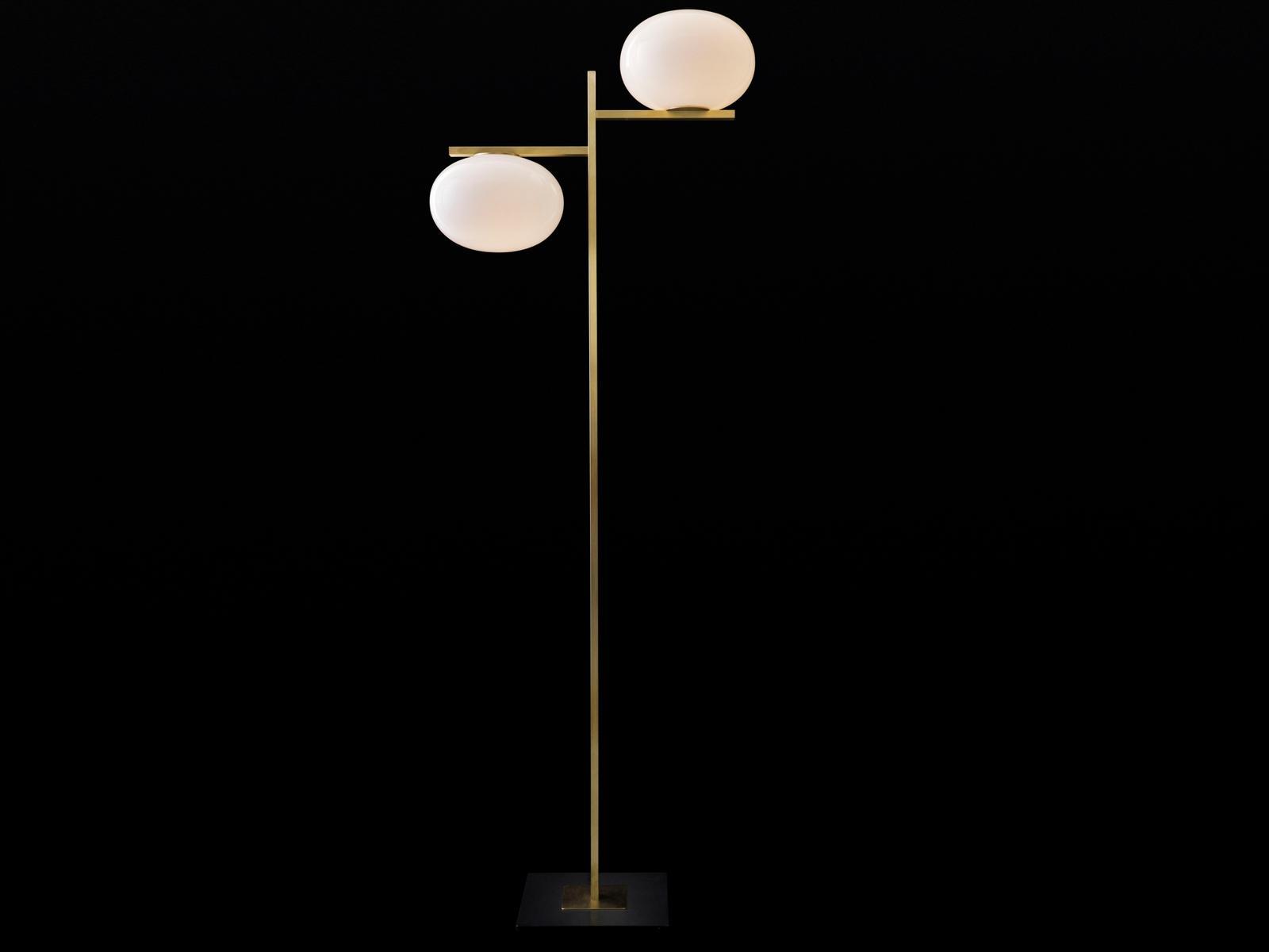 Brass and glass floor lamp | Alba - 383 by Oluce
