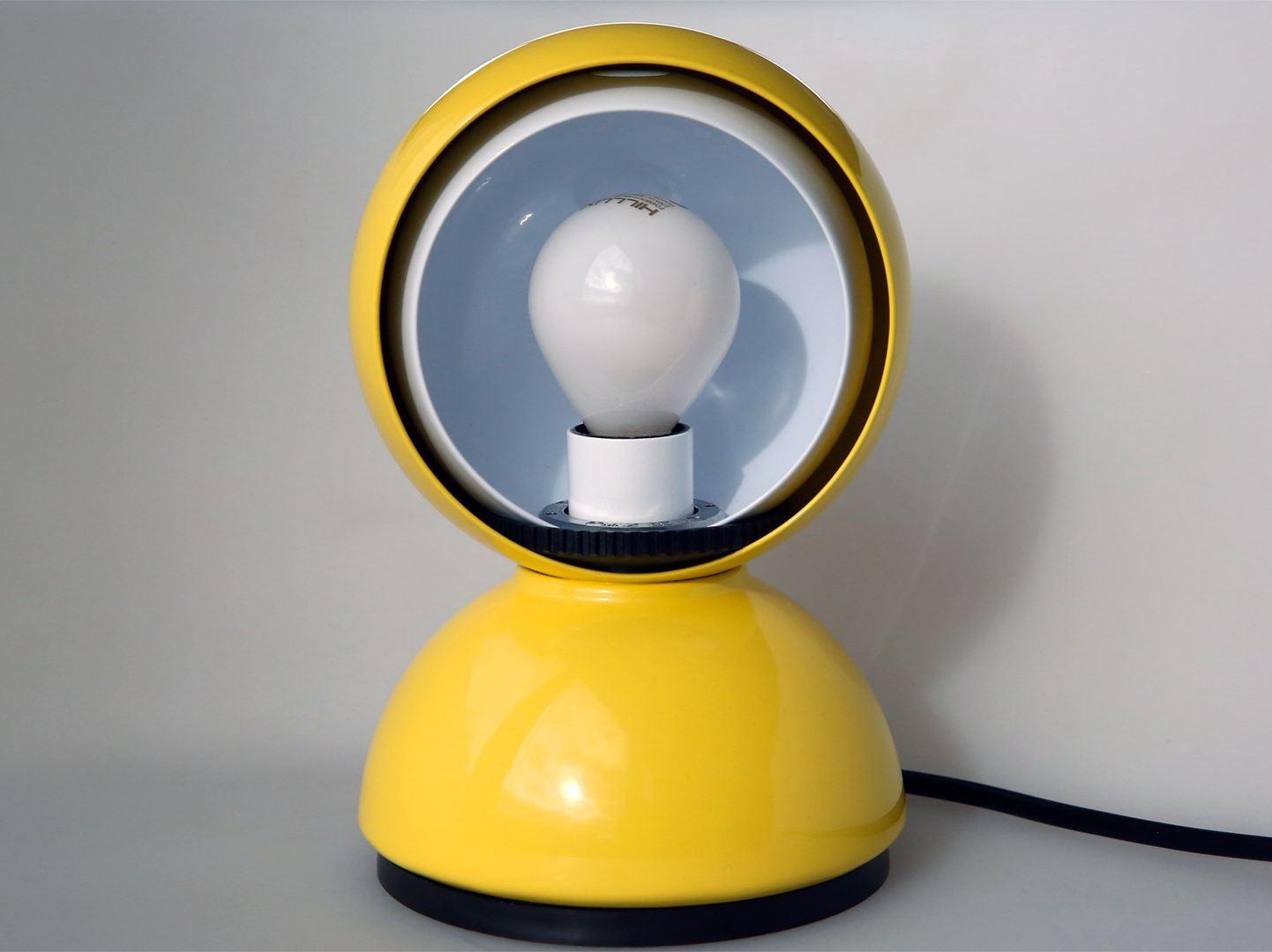 Painted metal table lamp | Eclisse Archiproducts Limited Edition by Artemide