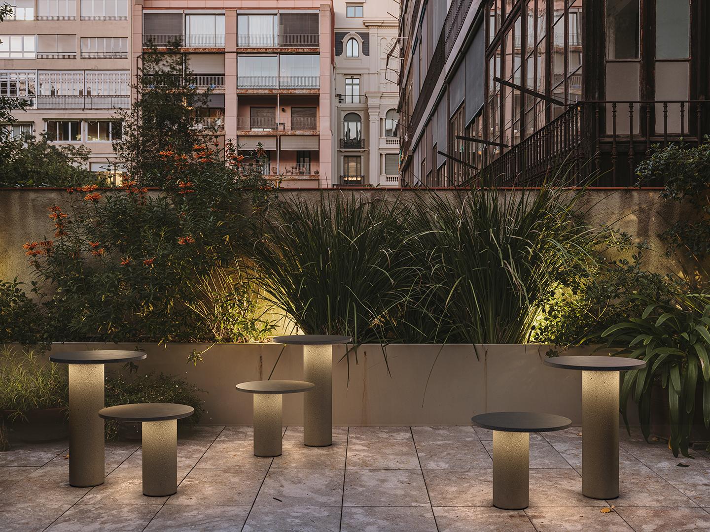 LED cement bollard light | Moal by Leds C4