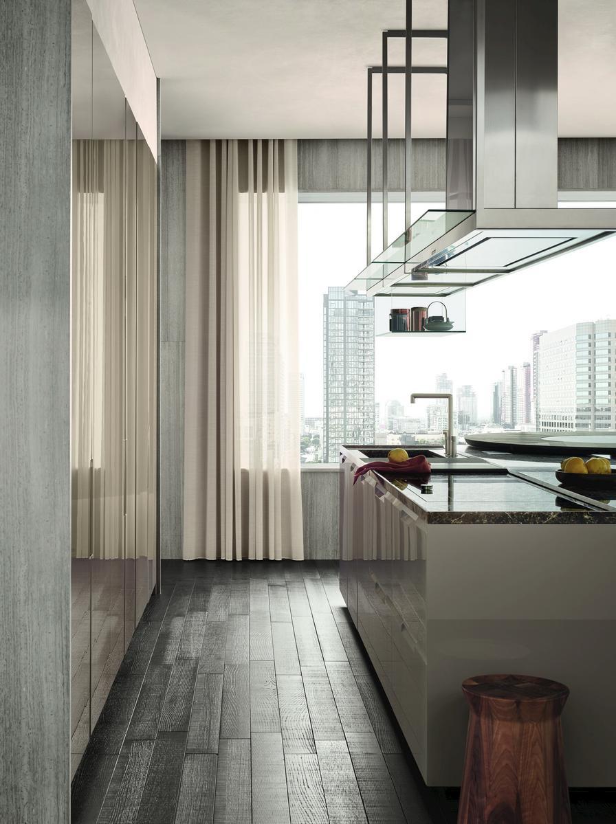 Fitted kitchen with integrated handles Poliform Shape