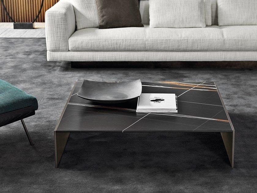 Low square marble coffee table | Linha by Minotti