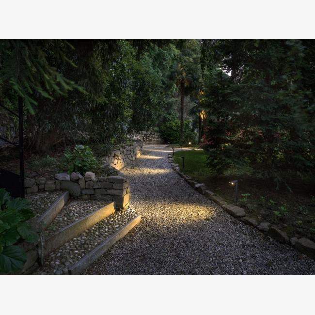 LED bollard light | Kix M Pin by Delta light