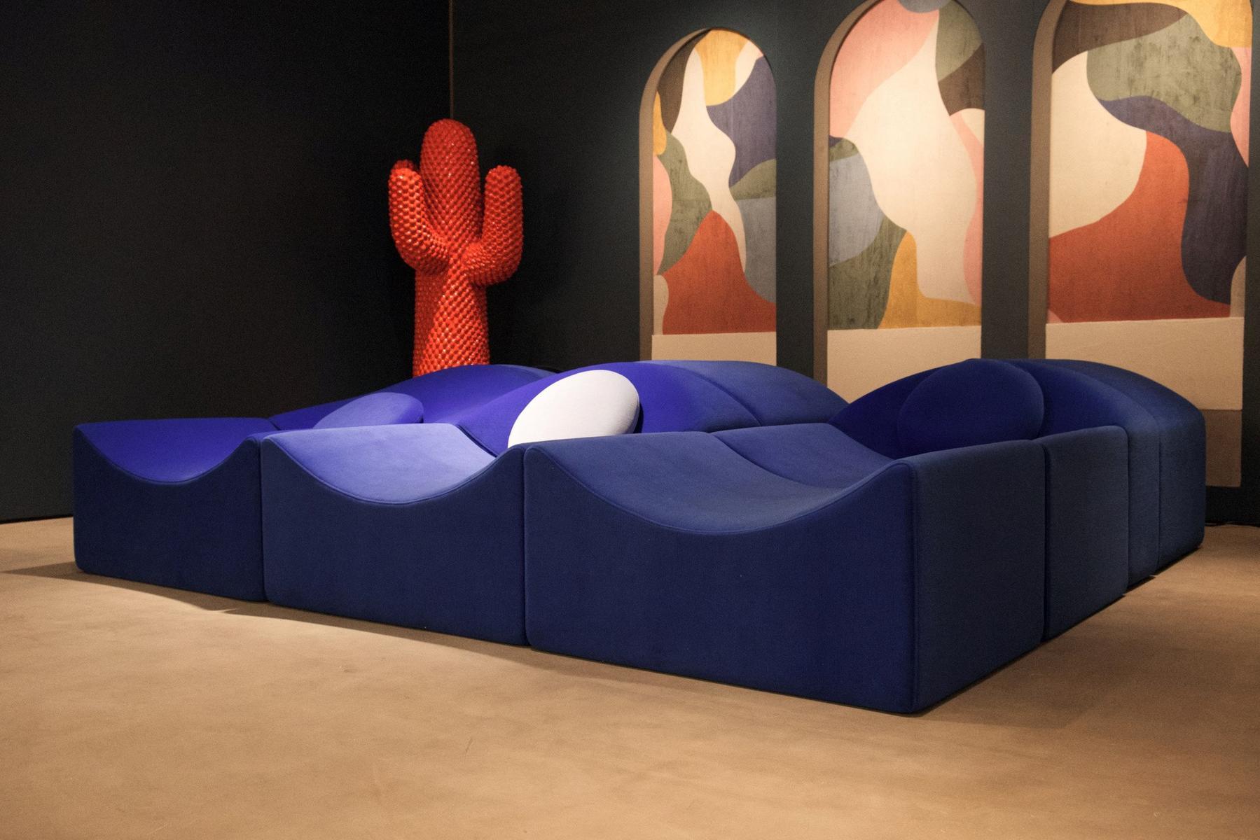 Modular fabric sofa | Asmara by Ligne Roset