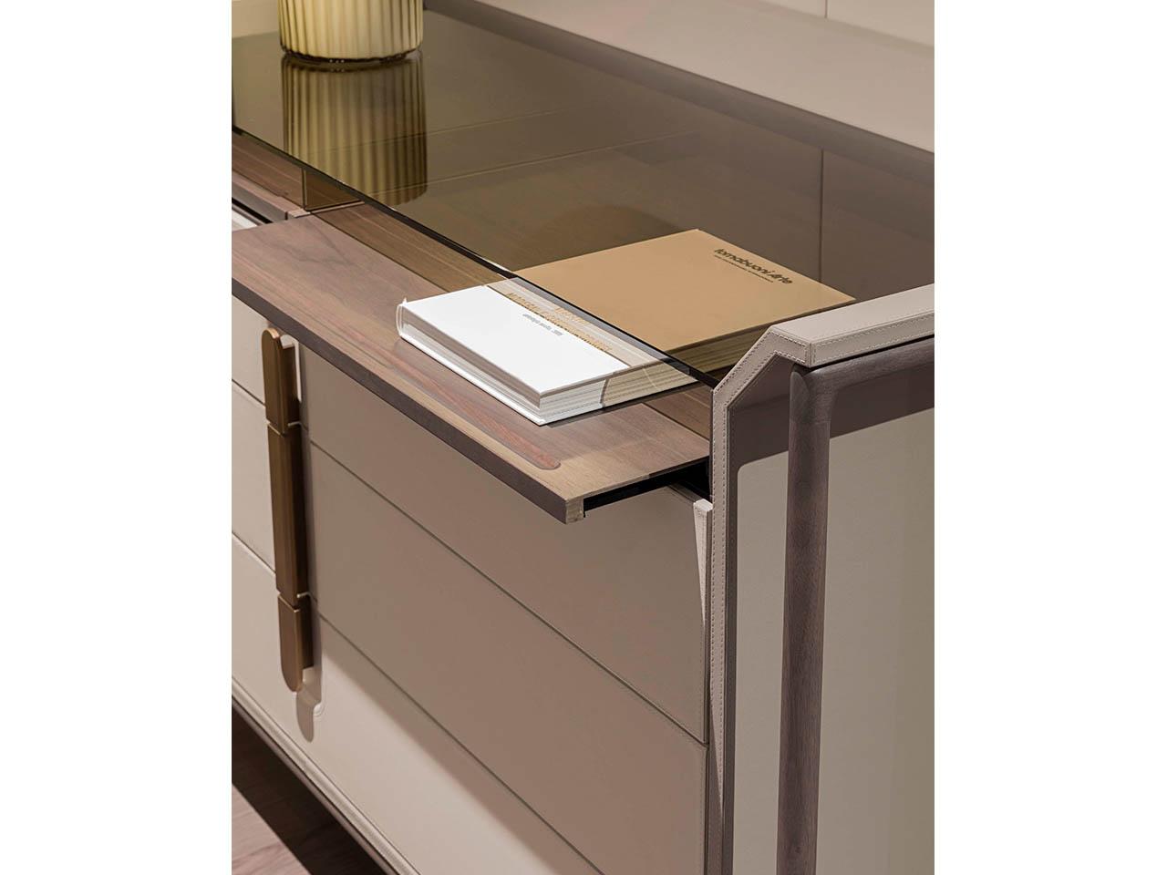 Leather chest of drawers with integrated handles | Vine by Turri