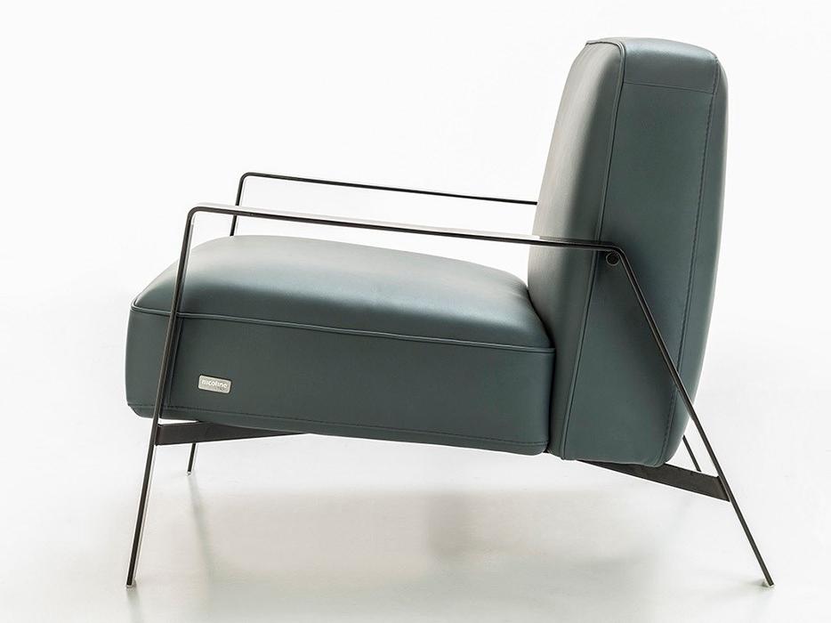 Leather armchair with armrests | Rho by Nicoline