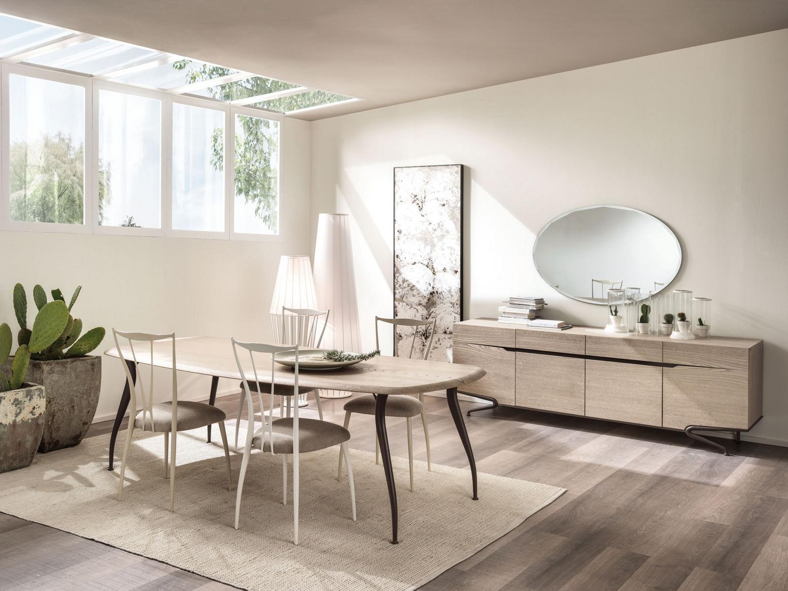 Iron chair with integrated cushion | Vilma by Cantori