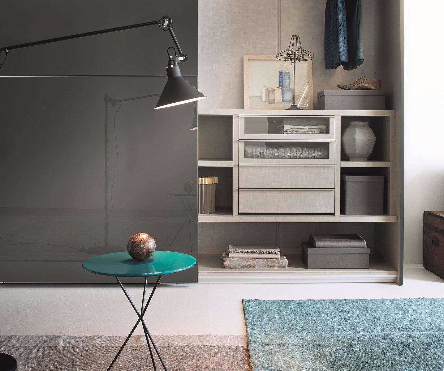 Wardrobe with sliding doors custom | Piana by Lema