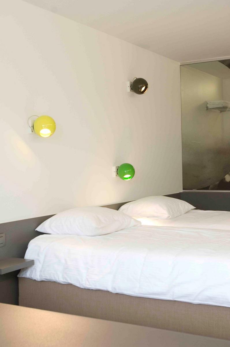 Adjustable metal wall lamp | 12-25 by Dark