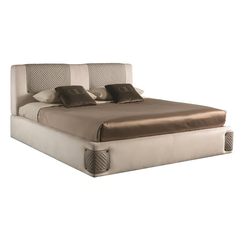 Leather bed with high headboard | Julius by Daytona