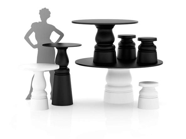 Low stool | Container Stool New Antiques by Moooi